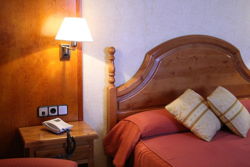 拉布瑞多酒店 纳瓦卡内罗 客房 照片